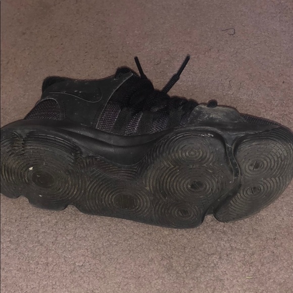 KD 10 - Picture 2 of 2